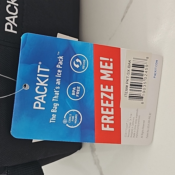 BNWT pack it freeze 🎒 - Picture 4 of 4